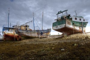 Fotolia_StatkiNaBrzegu]_XS