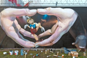 Künstler bei der Arbeit © Matthias Buehner